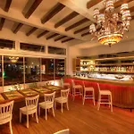 Meggs Bodrum Restaurant & Oda ve Kahvaltı Ortakent
