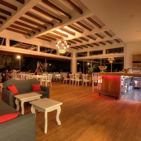 Bed & Breakfast Meggs Bodrum Restaurant &