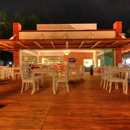 Bed & Breakfast Meggs Bodrum Restaurant & 3*