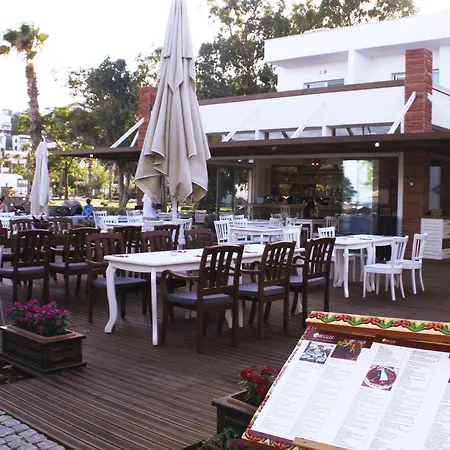 Meggs Bodrum Restaurant & Bed & Breakfast