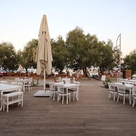 Bed & Breakfast Meggs Bodrum Restaurant &