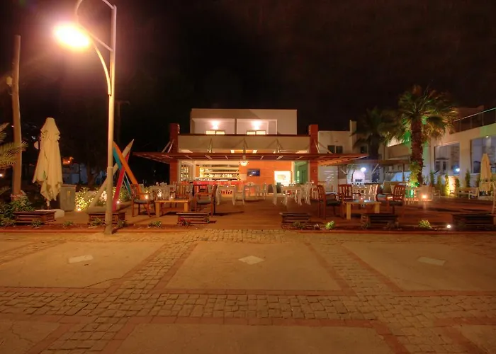 Oda ve Kahvaltı Meggs Bodrum Restaurant & Ortakent