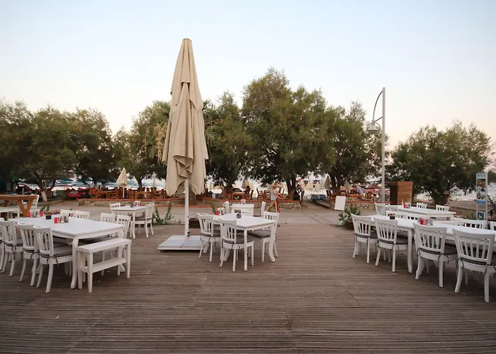 Oda ve Kahvaltı Meggs Bodrum Restaurant &