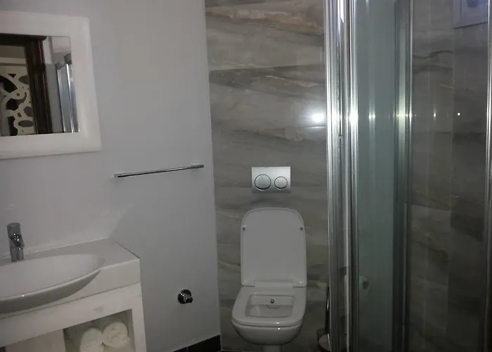 Oda ve Kahvaltı Meggs Bodrum Restaurant & Ortakent