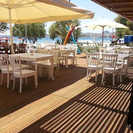 Bed & Breakfast Meggs Bodrum Restaurant & Ortakent