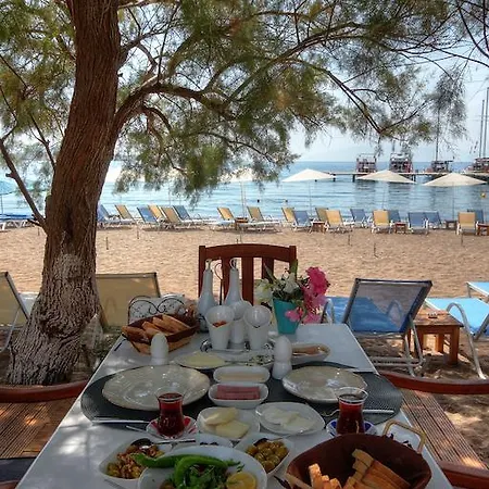 Meggs Bodrum Restaurant & 3* Ortakent