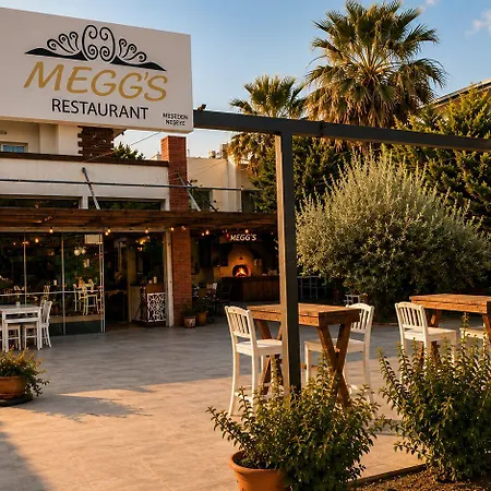 Meggs Bodrum Restaurant & Frühstückspension 3*