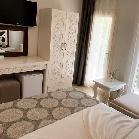 Frühstückspension Meggs Bodrum Restaurant & Ortakentyahşi