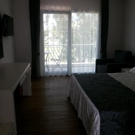 Nocleg ze śniadaniem Meggs Bodrum Restaurant & 3*