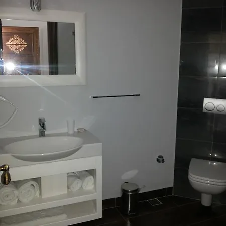 Meggs Bodrum Restaurant & Bed & Breakfast 3*
