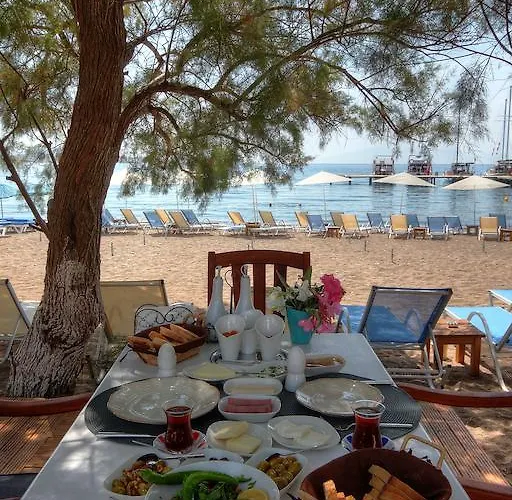 Meggs Bodrum Restaurant & 3* Ortakent