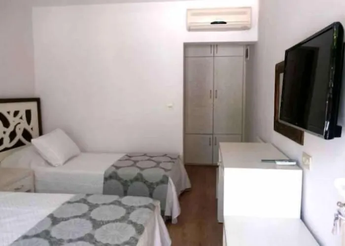 Bed & Breakfast Meggs Bodrum Restaurant & Ortakent