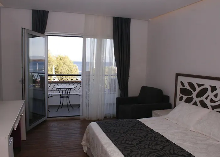 Meggs Bodrum Restaurant & 3*